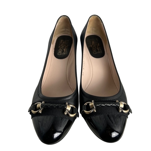COPY - Salvatore Ferragamo Vintage Black Leather Horsebit Kitten Heel Pumps Siz… - Picture 2 of 11
